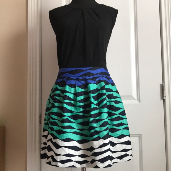 Paraella Dresses & Skirts - Francesca's closet skirt